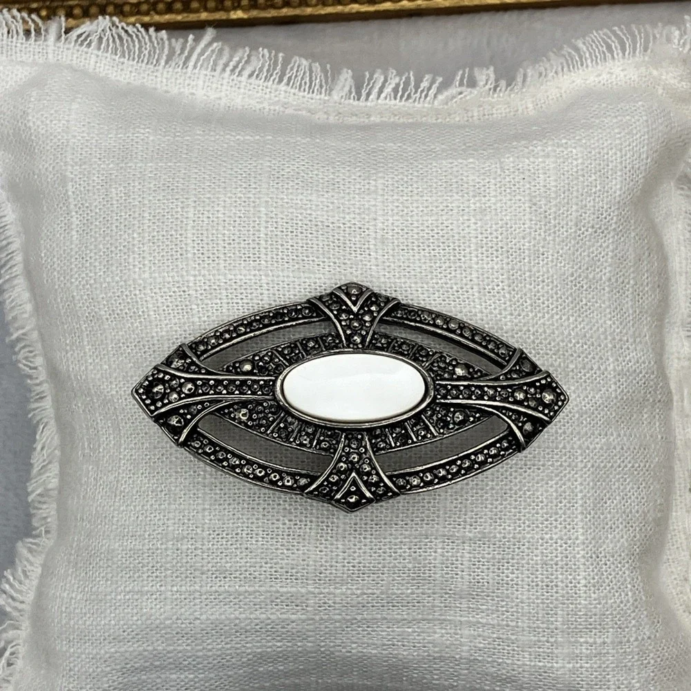 Vtg Avon Art Deco Revival Silver Tone Mother of Pearl Marcasite Style Brooch Pin